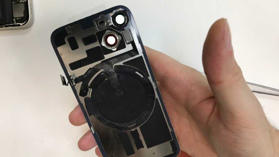 Замена задней крышки iPhone 14