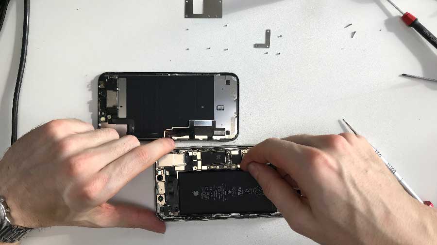 Замена аккумулятора на iPhone 11 Казань
