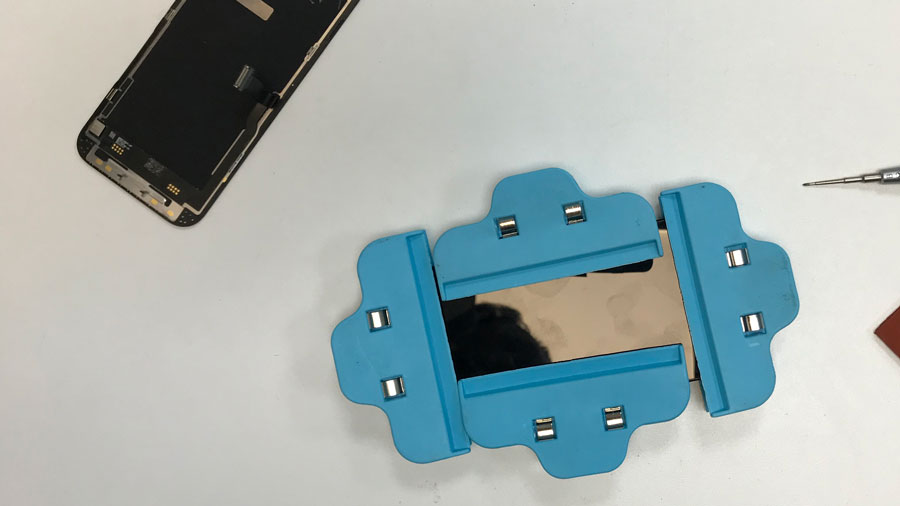 Замена экрана на iPhone 14 Pro в Казани