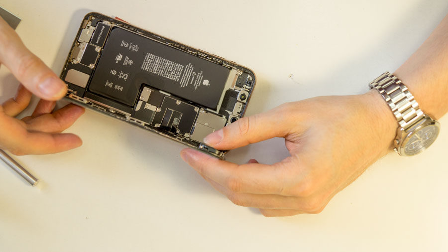 Замена батареи на iPhone 11 Pro Max в Казани