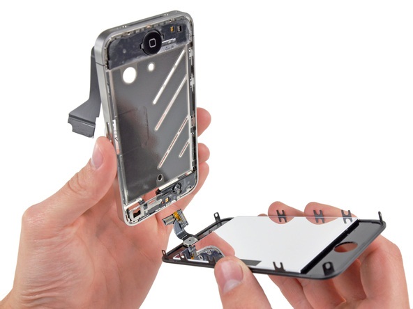 ремонт разбитого iPhone 4